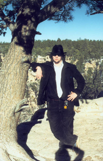 2001-road_trip-ken_tree